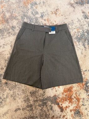 Mid-Rise Taylor Bermuda Short